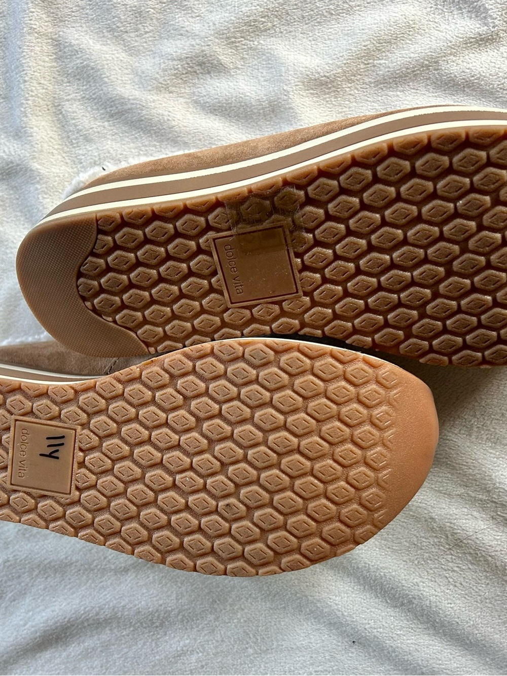 Women's Dolce Vita Jamey Tan Suede Platform Loafers with Shearling Trim Sz 7.5 - Picture 6 of 7
